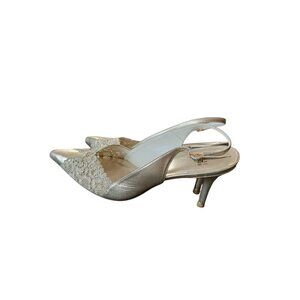 Stuart Weitzman Womens 9 Pointed Toe Lace Slingback Gold Kitten Heels Pumps Glam
